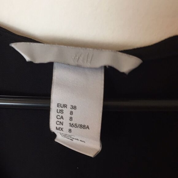 H & M. Black sheer top. Size 8. - Picture 4 of 8